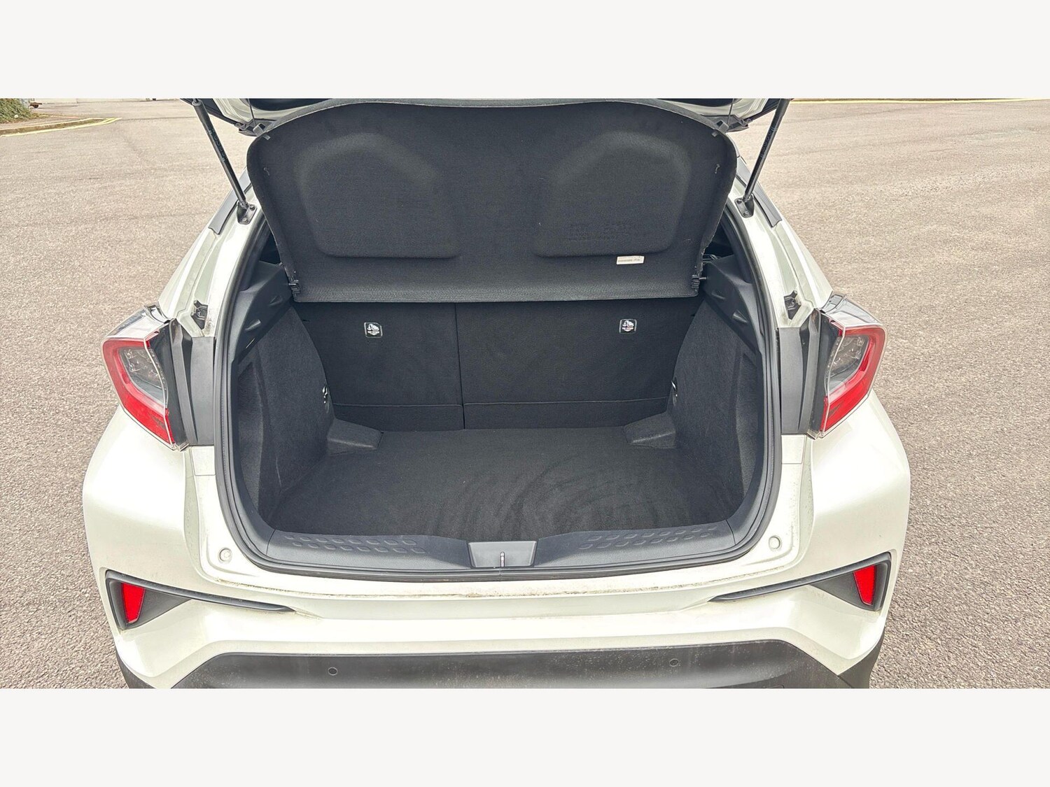 Used Toyota C-HR 2018 for sale - 78171303: Photo 15