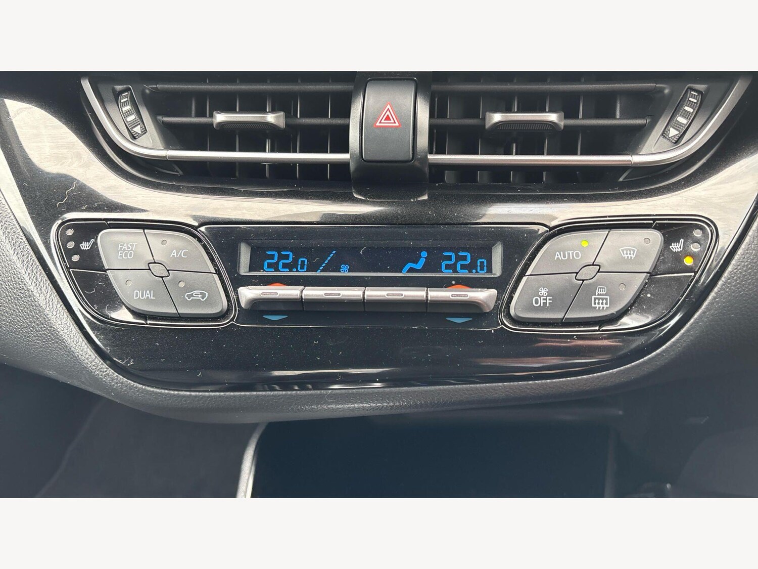 Used Toyota C-HR 2018 for sale - 78171303: Photo 32