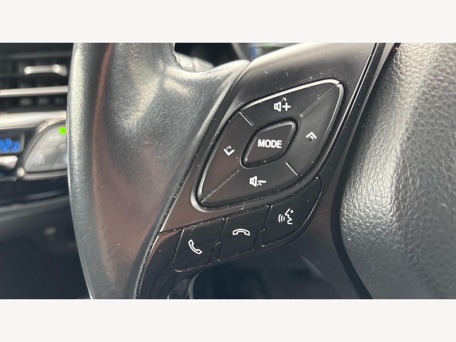 Used Toyota C-HR 2018 for sale - 78171303: Photo 33