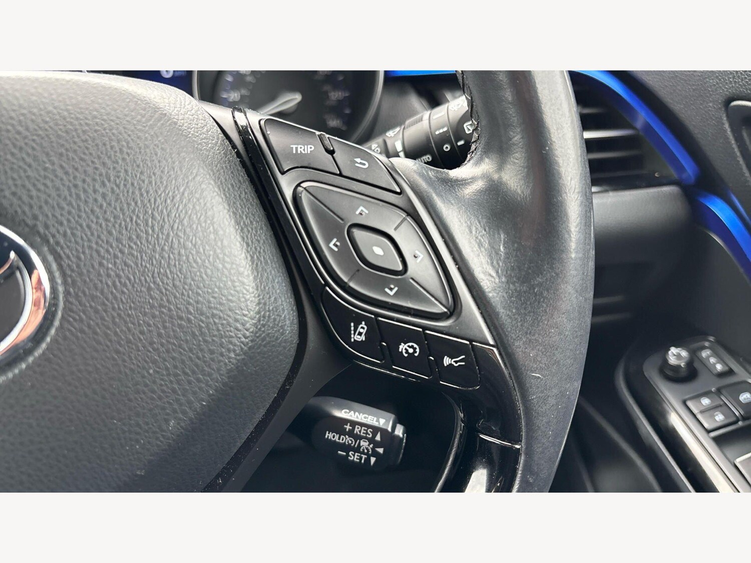 Used Toyota C-HR 2018 for sale - 78171303: Photo 34