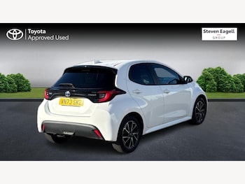 Used Toyota Yaris 2023 for sale - 76458117: Photo