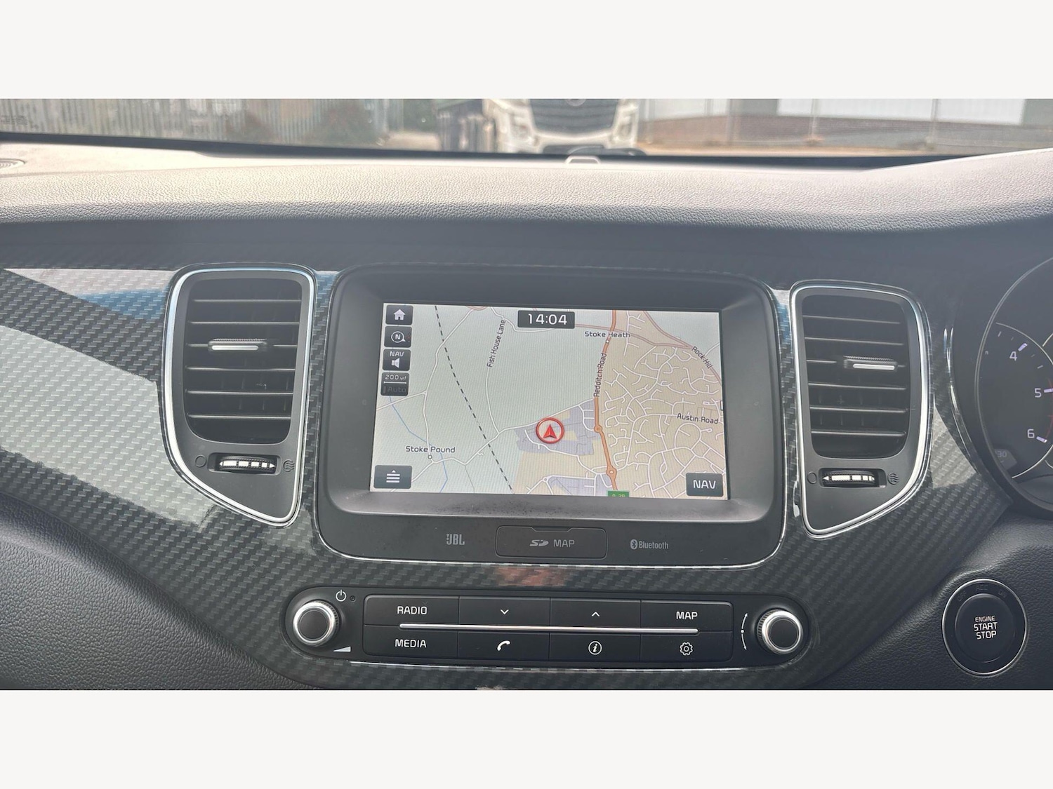 Used Kia Carens 2018 for sale - 78006650: Photo 9