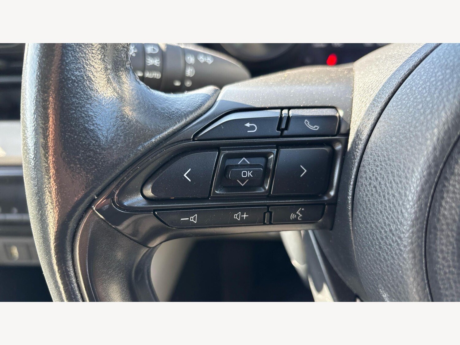 Used Toyota Yaris 2021 for sale - 78171059: Photo 24