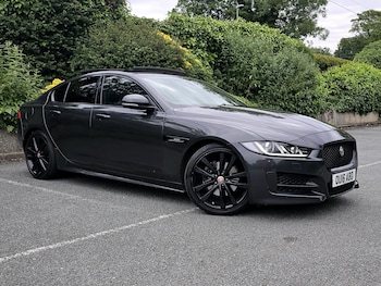 Used Jaguar XE 2016 for sale - 75314286: Photo