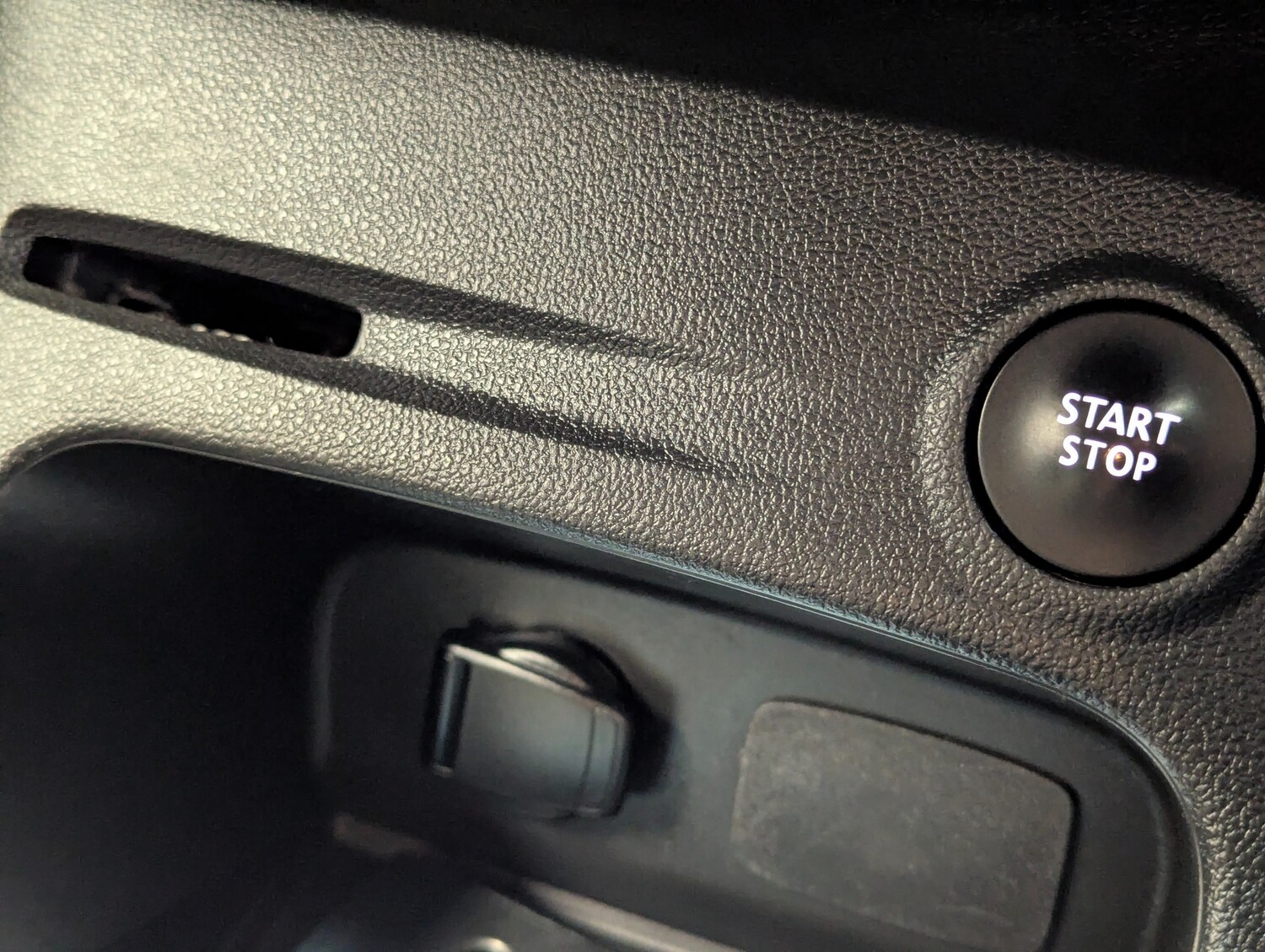 Used Renault Captur 2018 for sale - 77506103: Photo 33