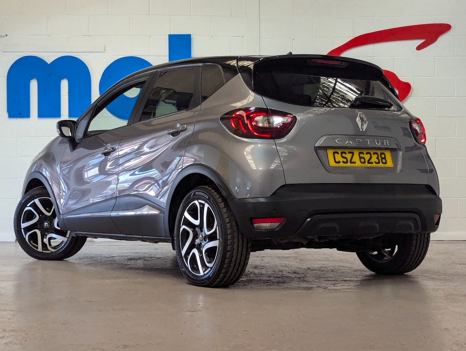 Used Renault Captur 2018 for sale - 77506103: Photo 5
