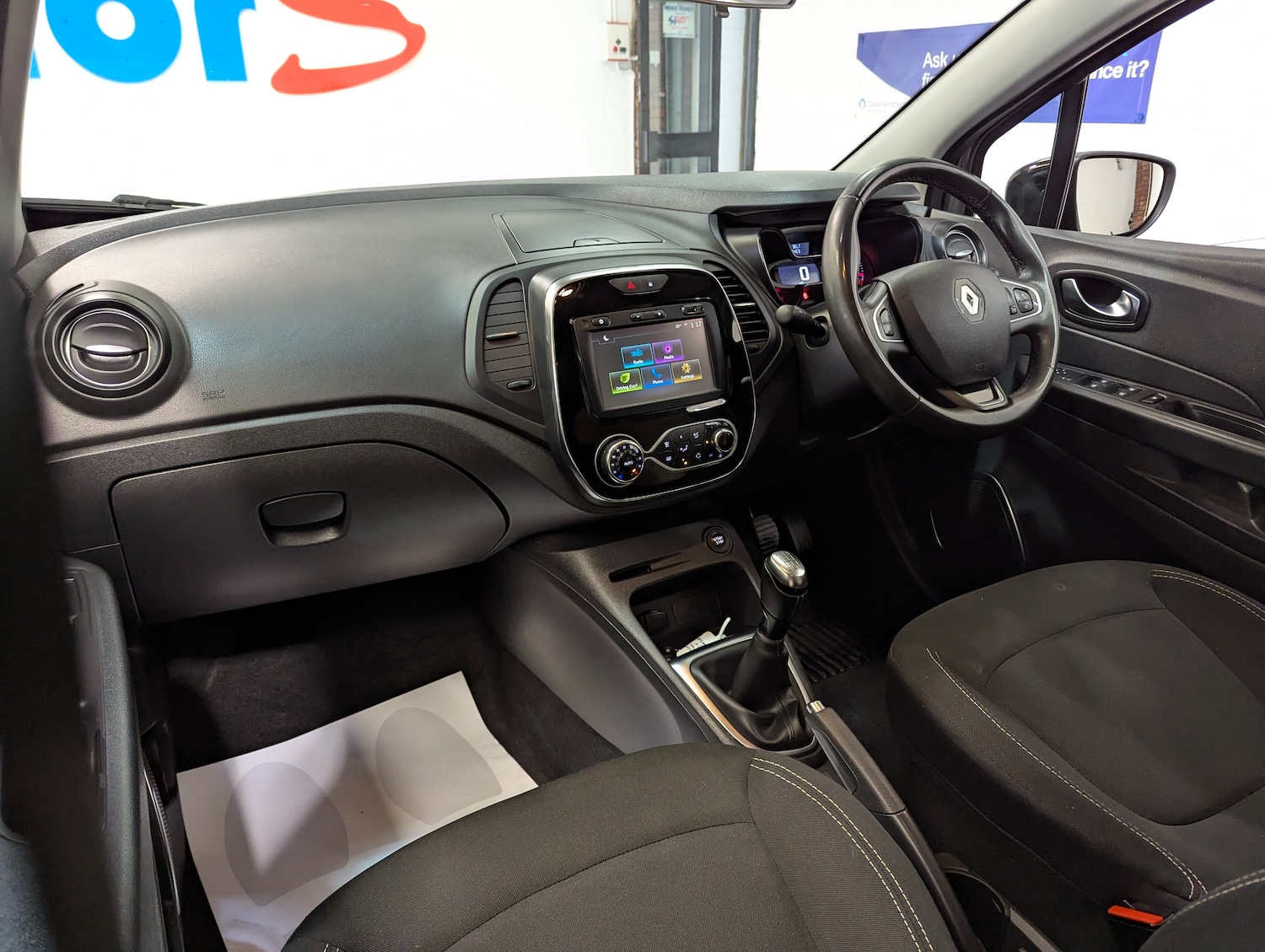 Used Renault Captur 2018 for sale - 77506103: Photo 7