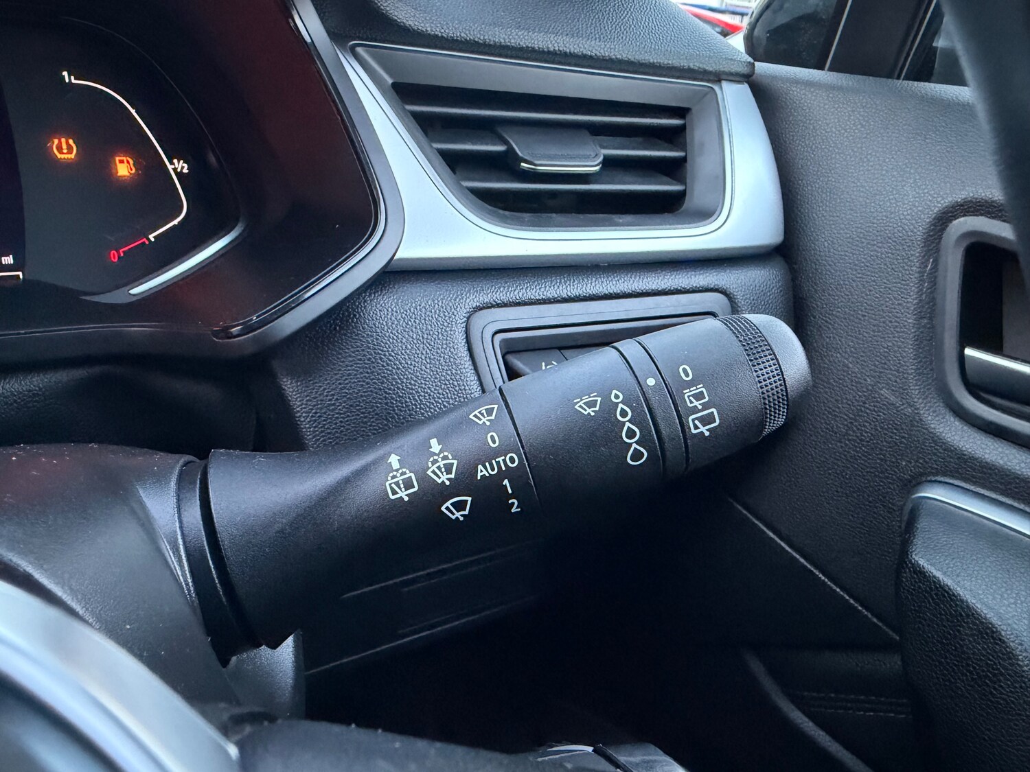 Used Renault Captur 2024 for sale - 76557823: Photo 19