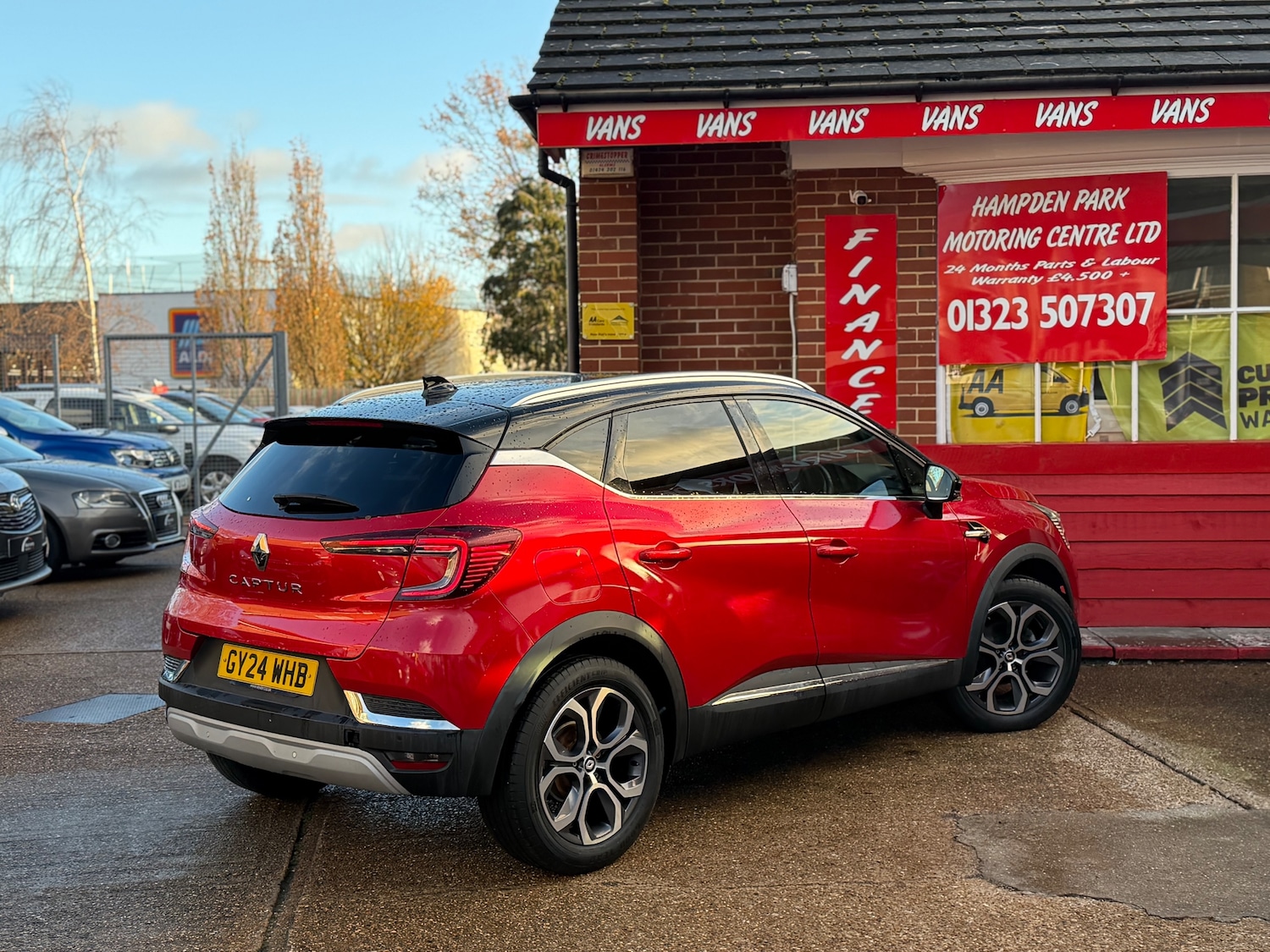 Used Renault Captur 2024 for sale - 76557823: Photo 3