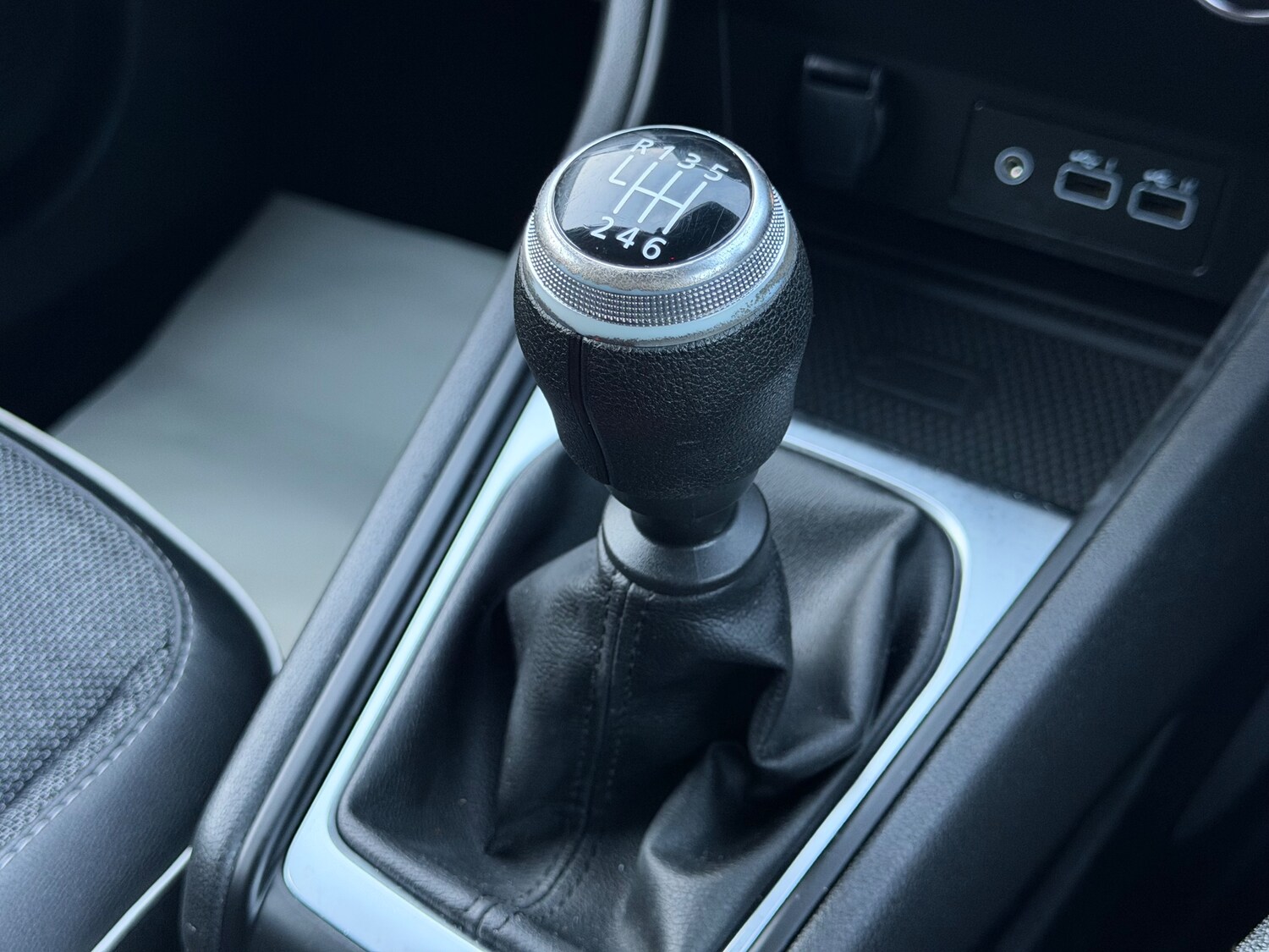 Used Renault Captur 2024 for sale - 76557823: Photo 43