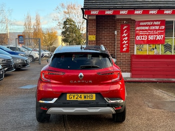 Used Renault Captur 2024 for sale - 76557823: Photo