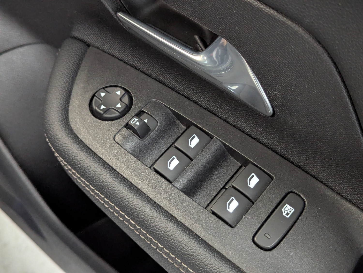 Used Vauxhall Mokka 2022 for sale - 76287949: Photo 13