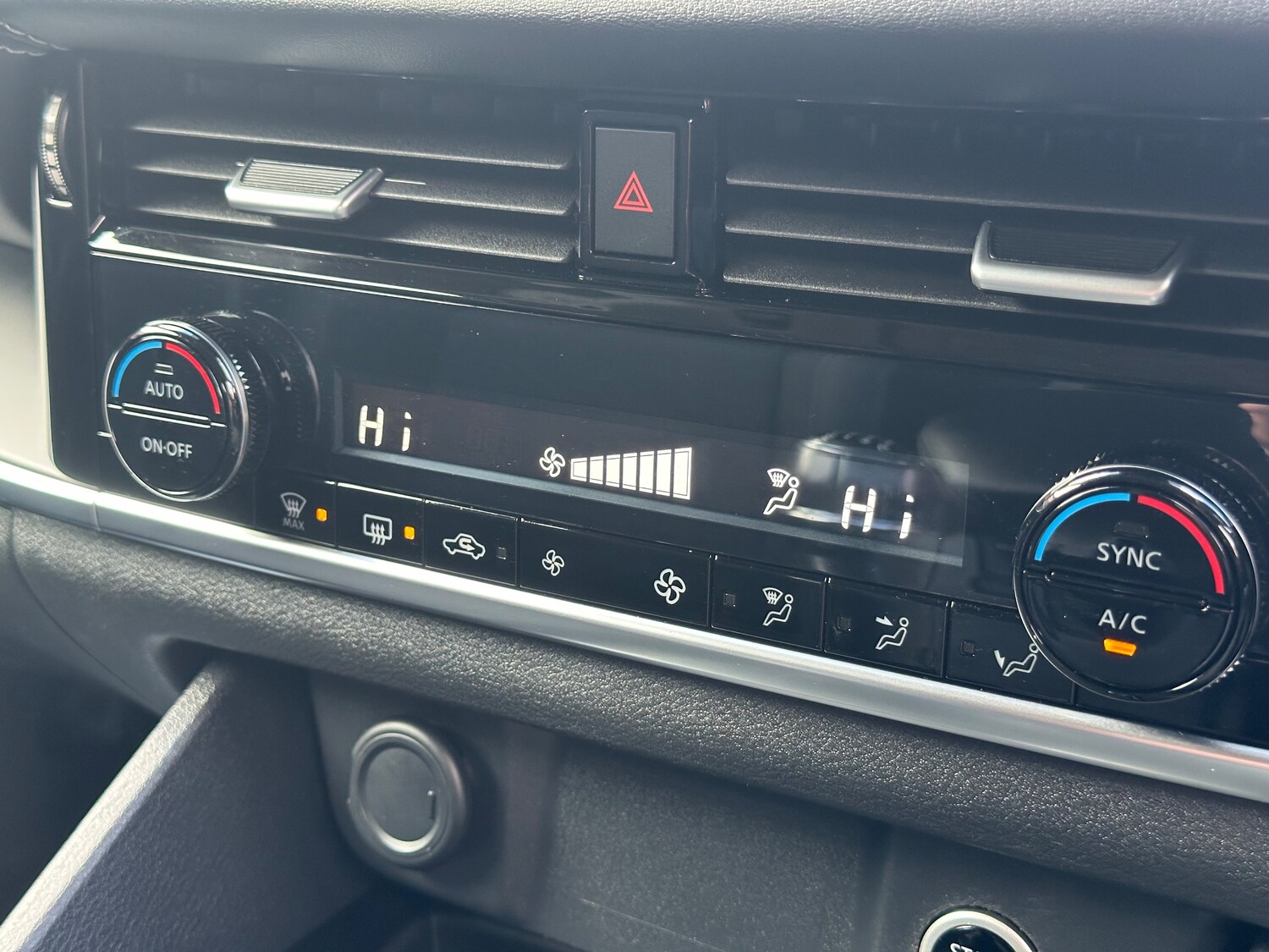 Used Nissan Qashqai 2022 for sale - 76320052: Photo 37