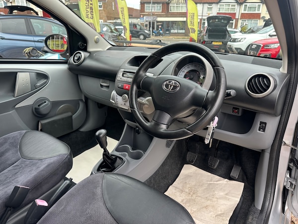 Used Toyota AYGO 2008 for sale - 76273702: Photo 12