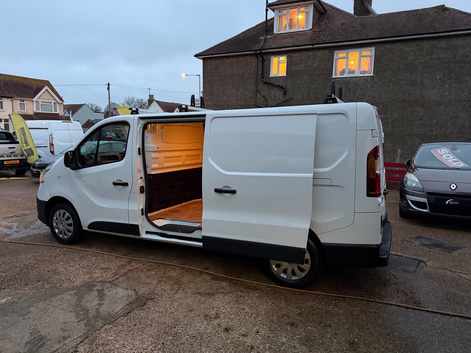 Used Renault Trafic 2021 for sale - 76845409: Photo 13