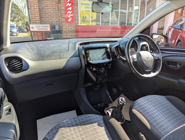 Used Peugeot 108 2020 for sale - 73018649: Photo 6