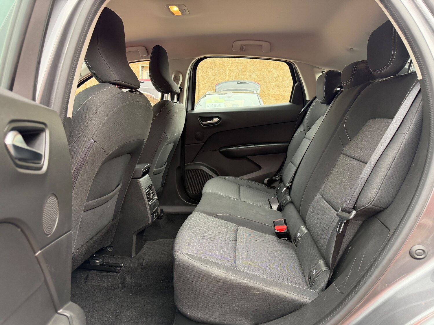 Used Renault Arkana 2023 for sale - 77650435: Photo 11