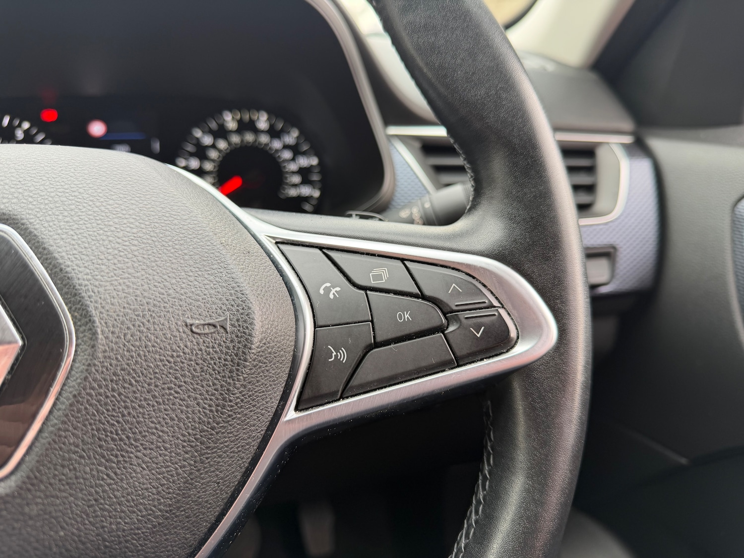 Used Renault Arkana 2023 for sale - 77650435: Photo 25