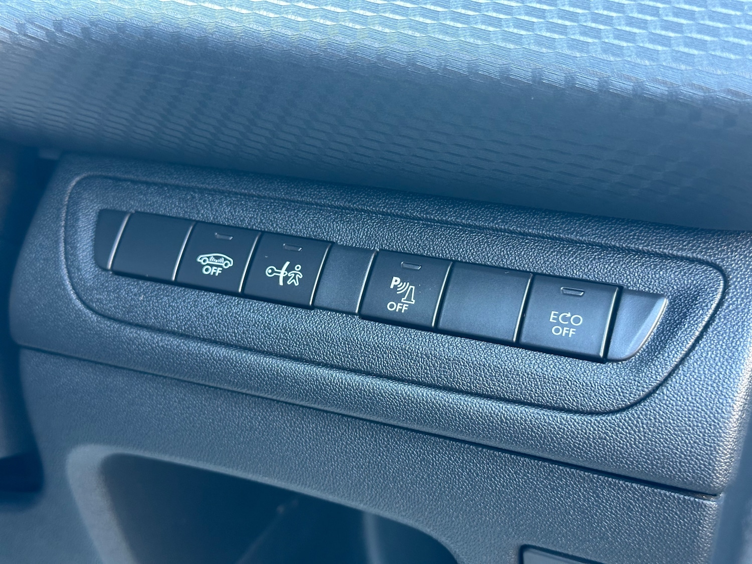 Used Peugeot 2008 2016 for sale - 76320046: Photo 24