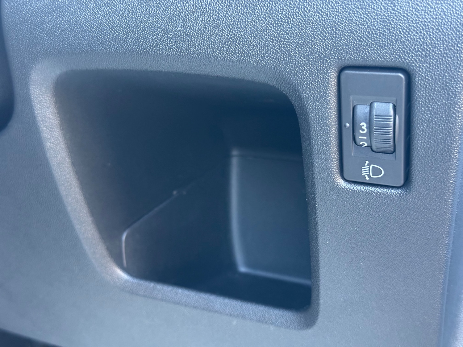 Used Peugeot 2008 2016 for sale - 76320046: Photo 25