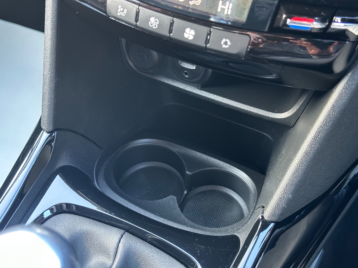 Used Peugeot 2008 2016 for sale - 76320046: Photo 42