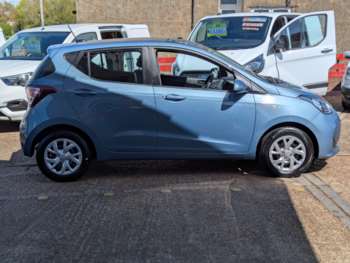 Used Hyundai i10 2018 for sale - 74380549: Photo