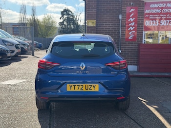 Used Renault Clio 2023 for sale - 77845506: Photo