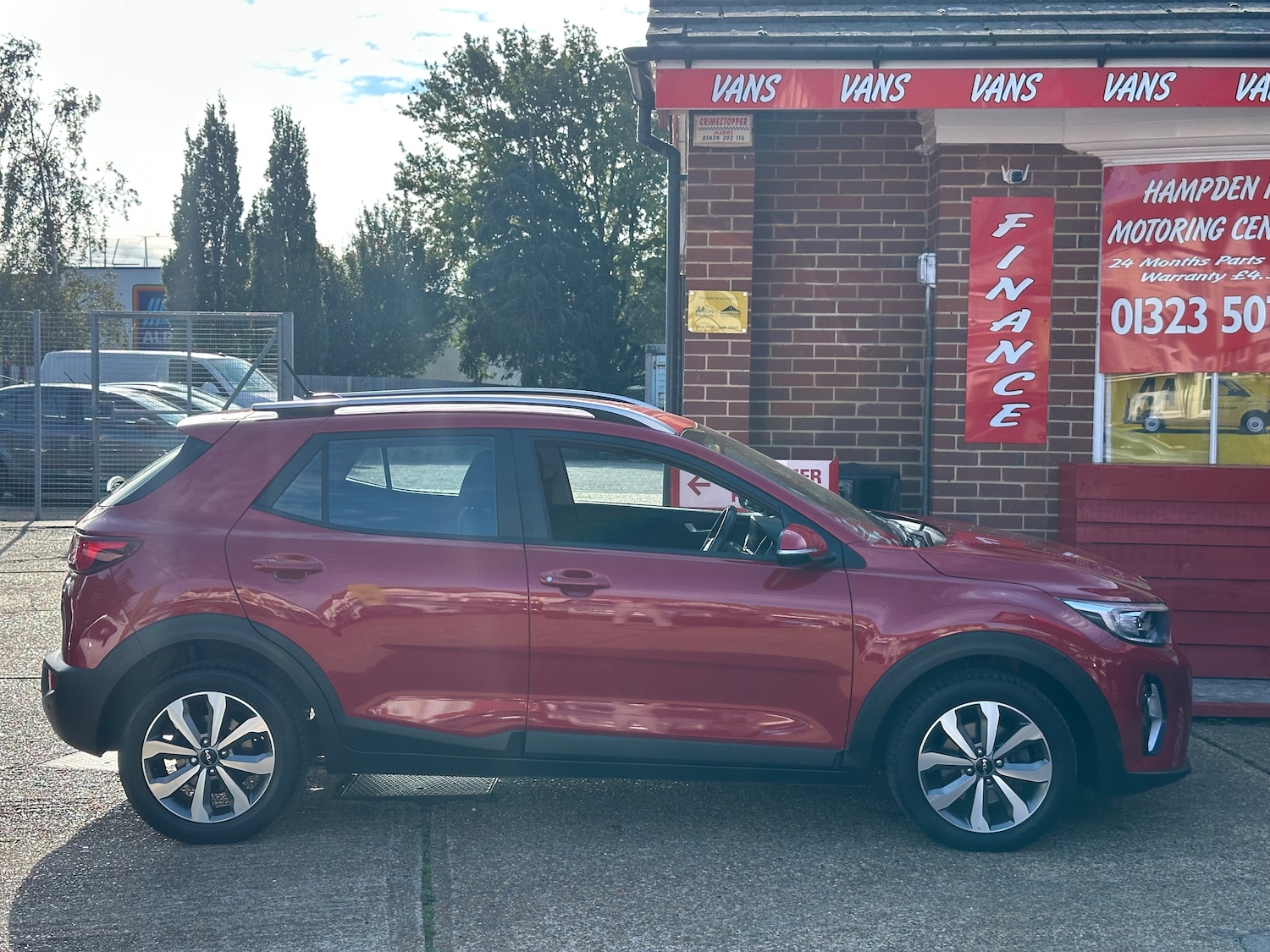 Used Kia Stonic 2022 for sale - 75999313: Photo 2