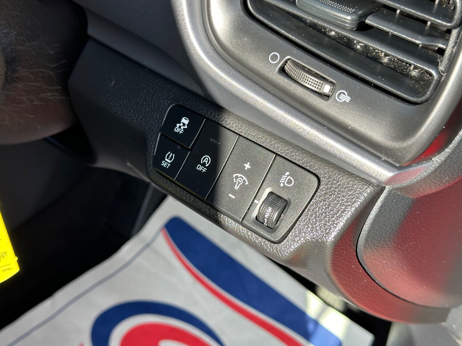 Used Kia Stonic 2022 for sale - 75999313: Photo 23