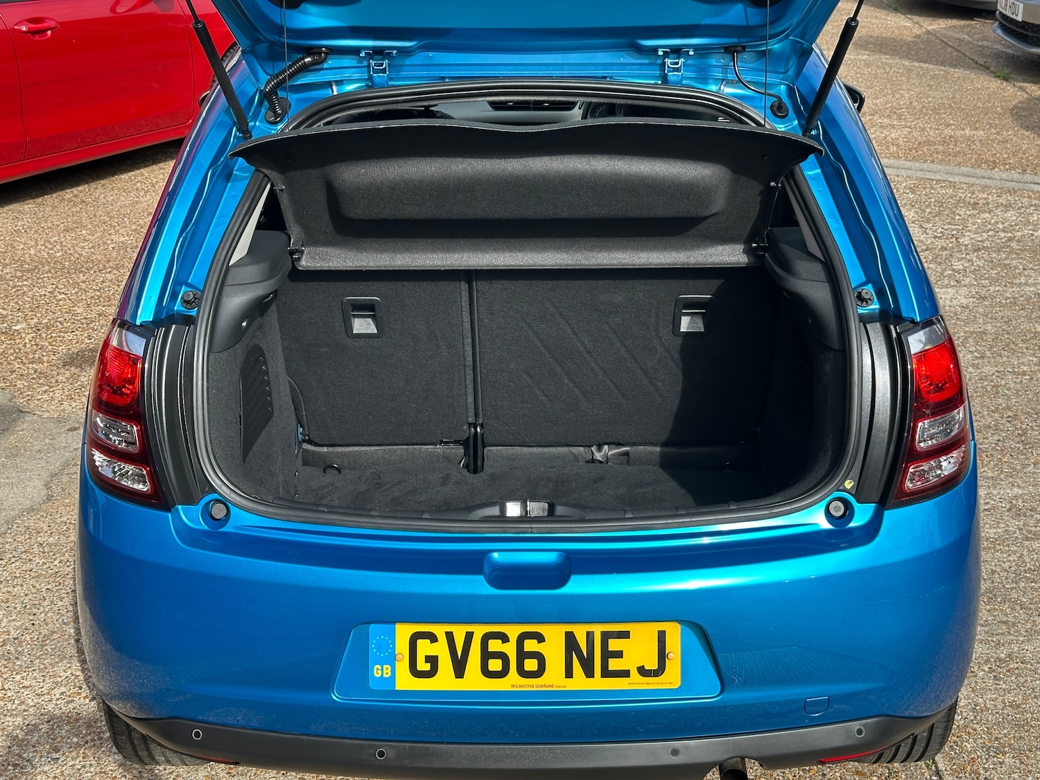 Vehicle 7