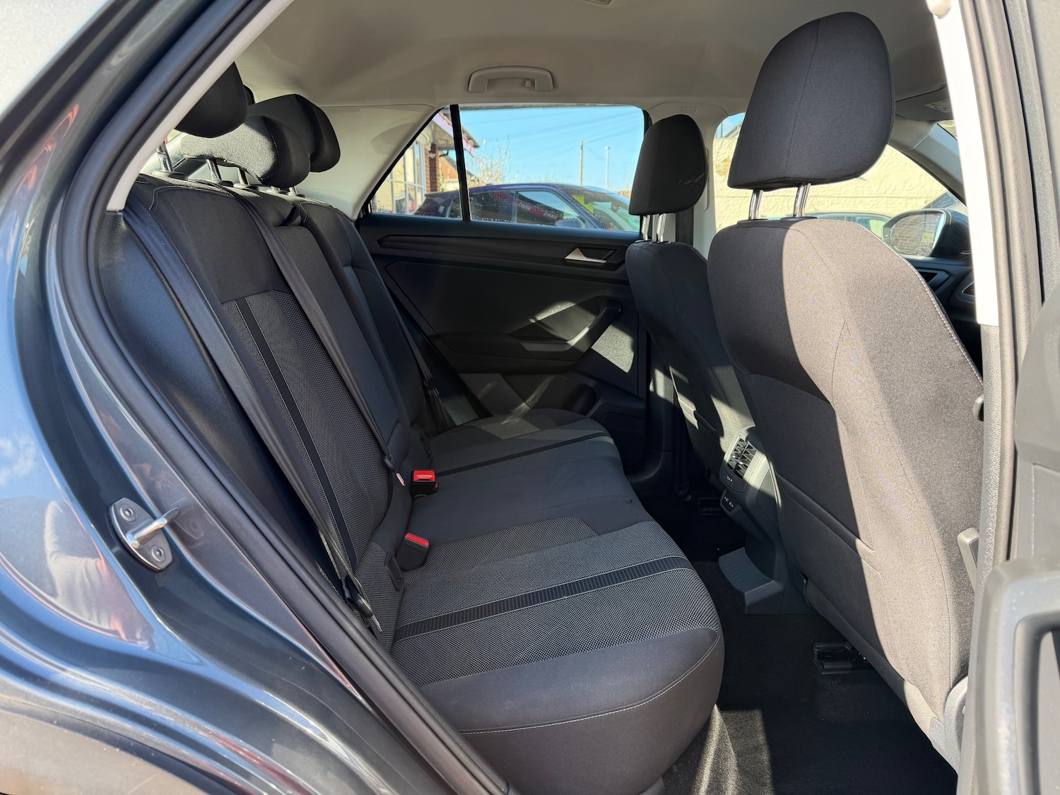 Used Volkswagen T-Roc 2022 for sale - 77650442: Photo 10