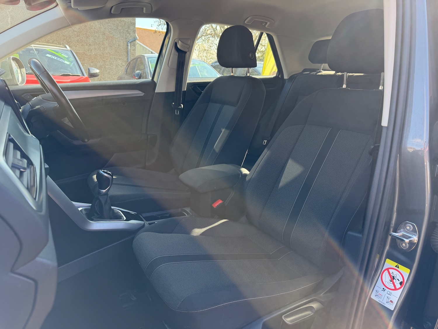 Used Volkswagen T-Roc 2022 for sale - 77650442: Photo 16