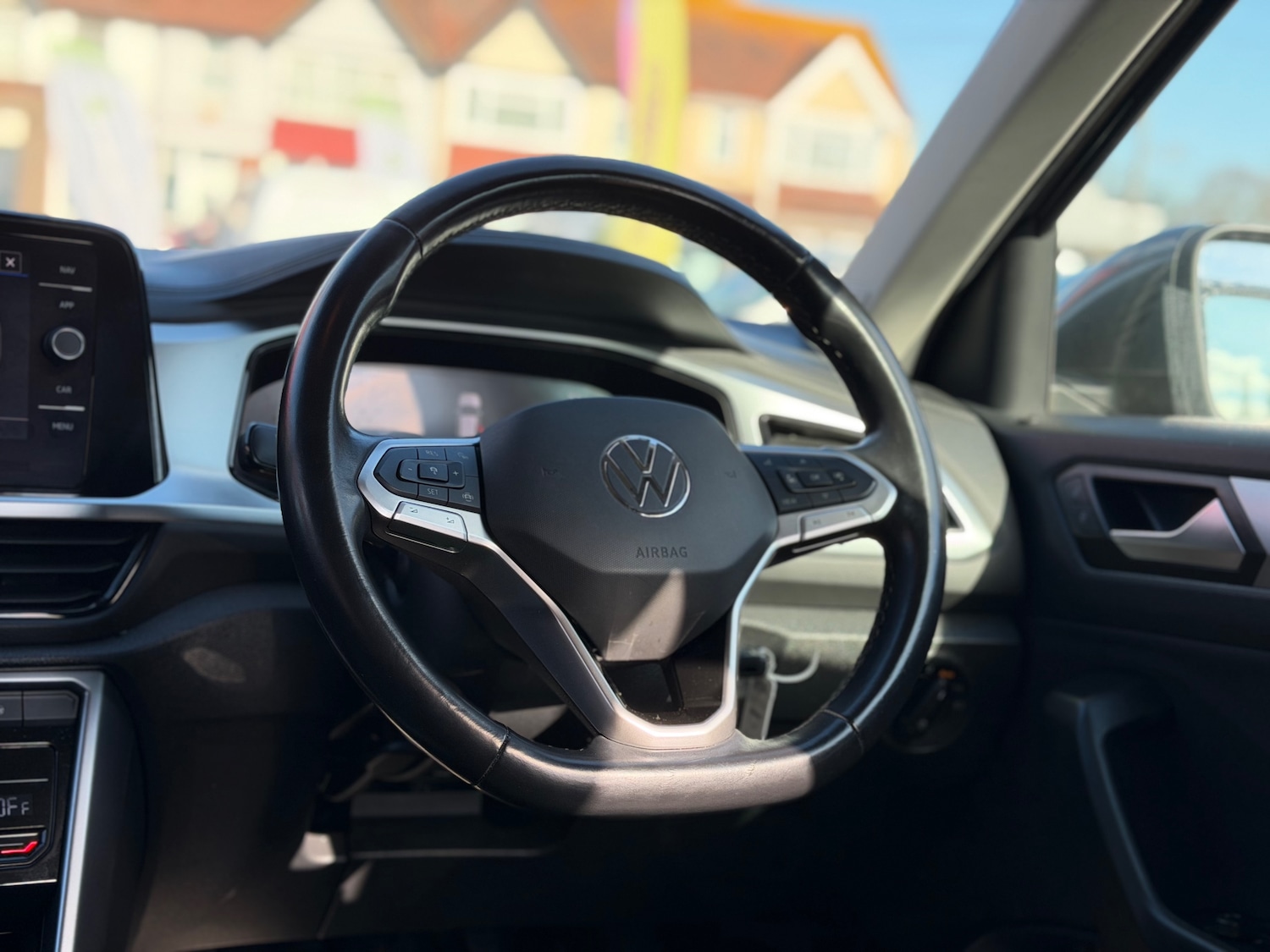 Used Volkswagen T-Roc 2022 for sale - 77650442: Photo 19