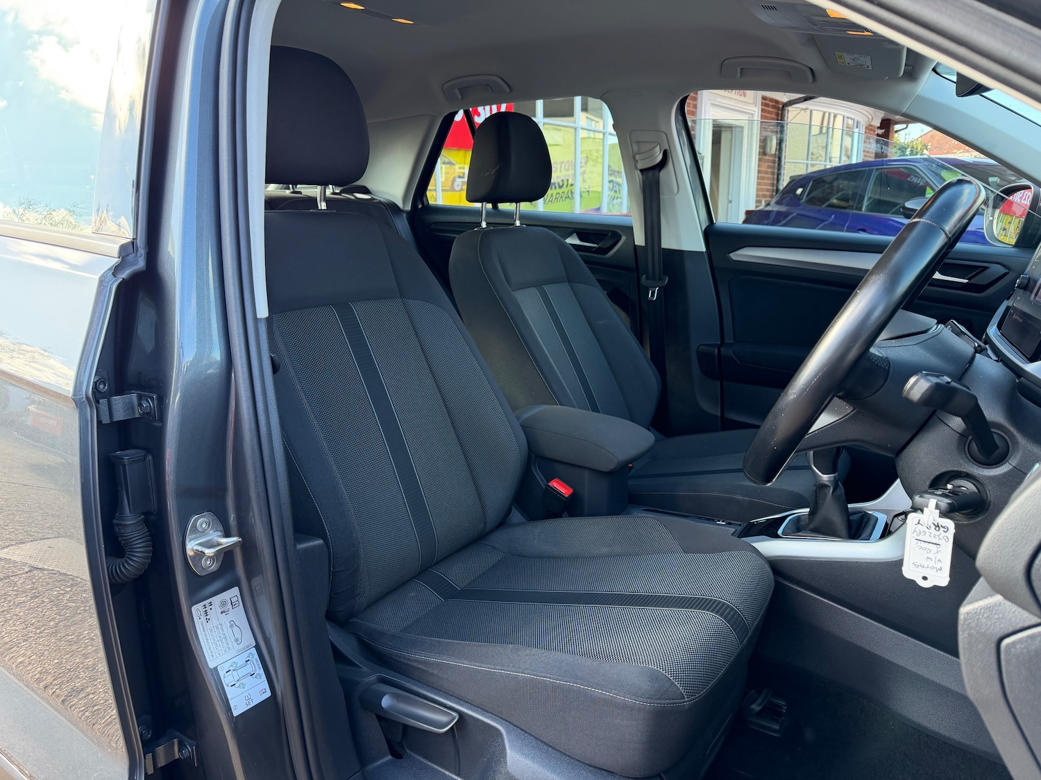 Used Volkswagen T-Roc 2022 for sale - 77650442: Photo 22