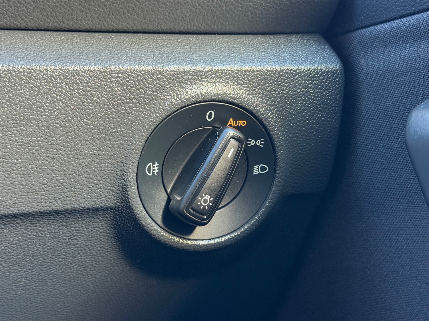 Used Volkswagen T-Roc 2022 for sale - 77650442: Photo 25