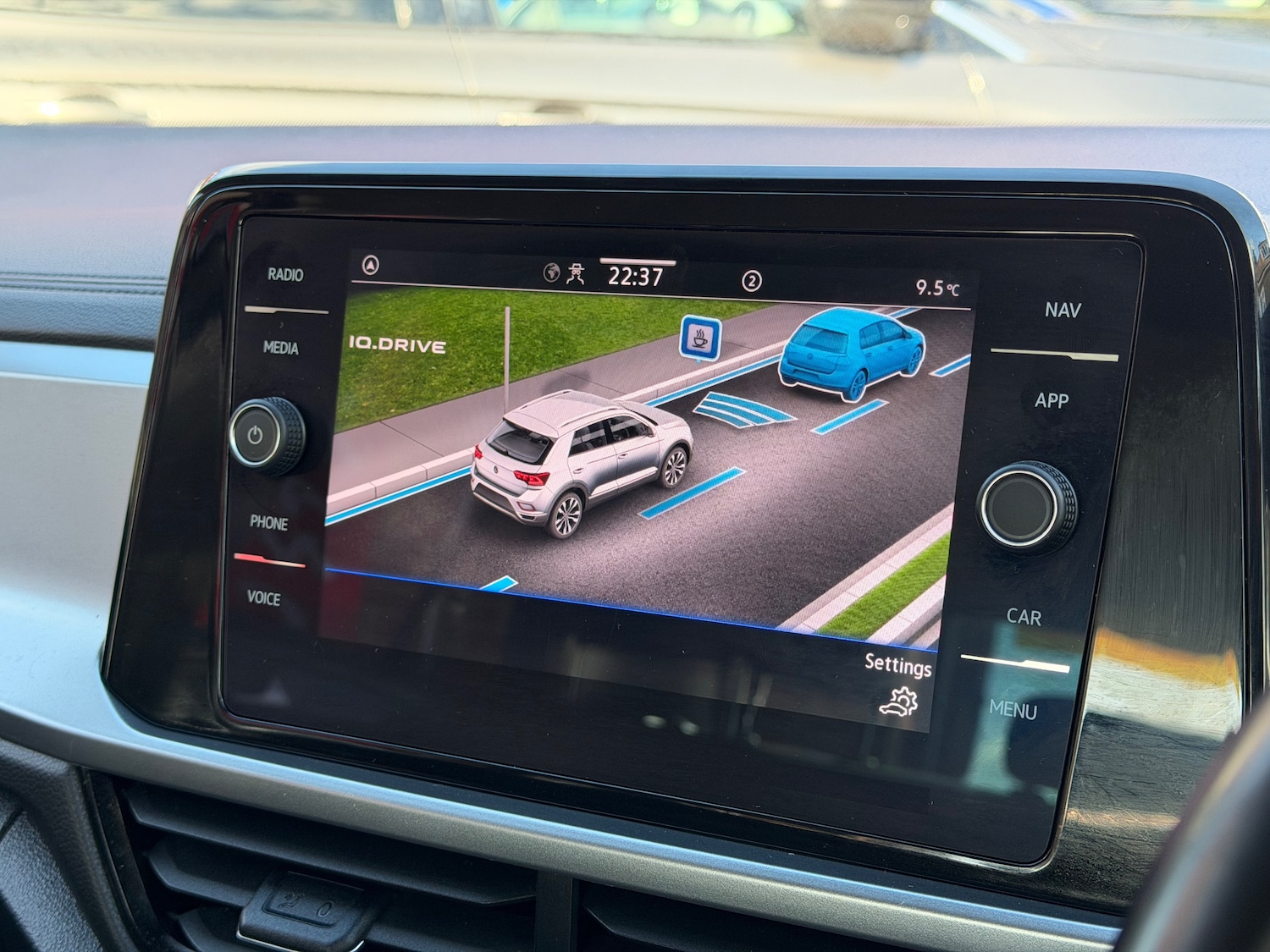 Used Volkswagen T-Roc 2022 for sale - 77650442: Photo 34