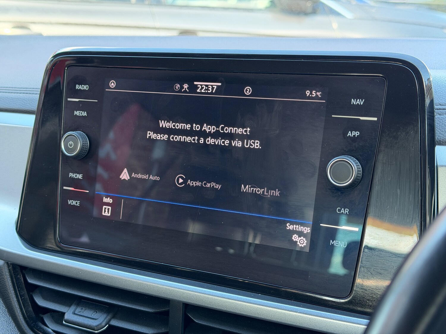 Used Volkswagen T-Roc 2022 for sale - 77650442: Photo 36