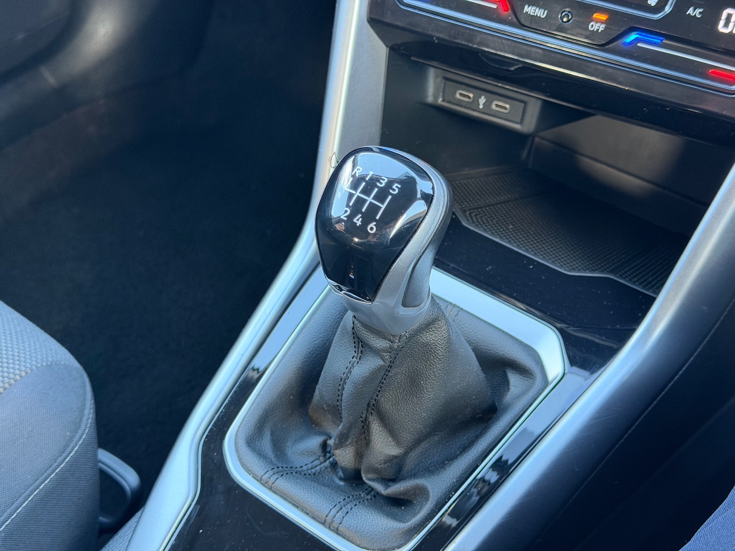 Used Volkswagen T-Roc 2022 for sale - 77650442: Photo 50