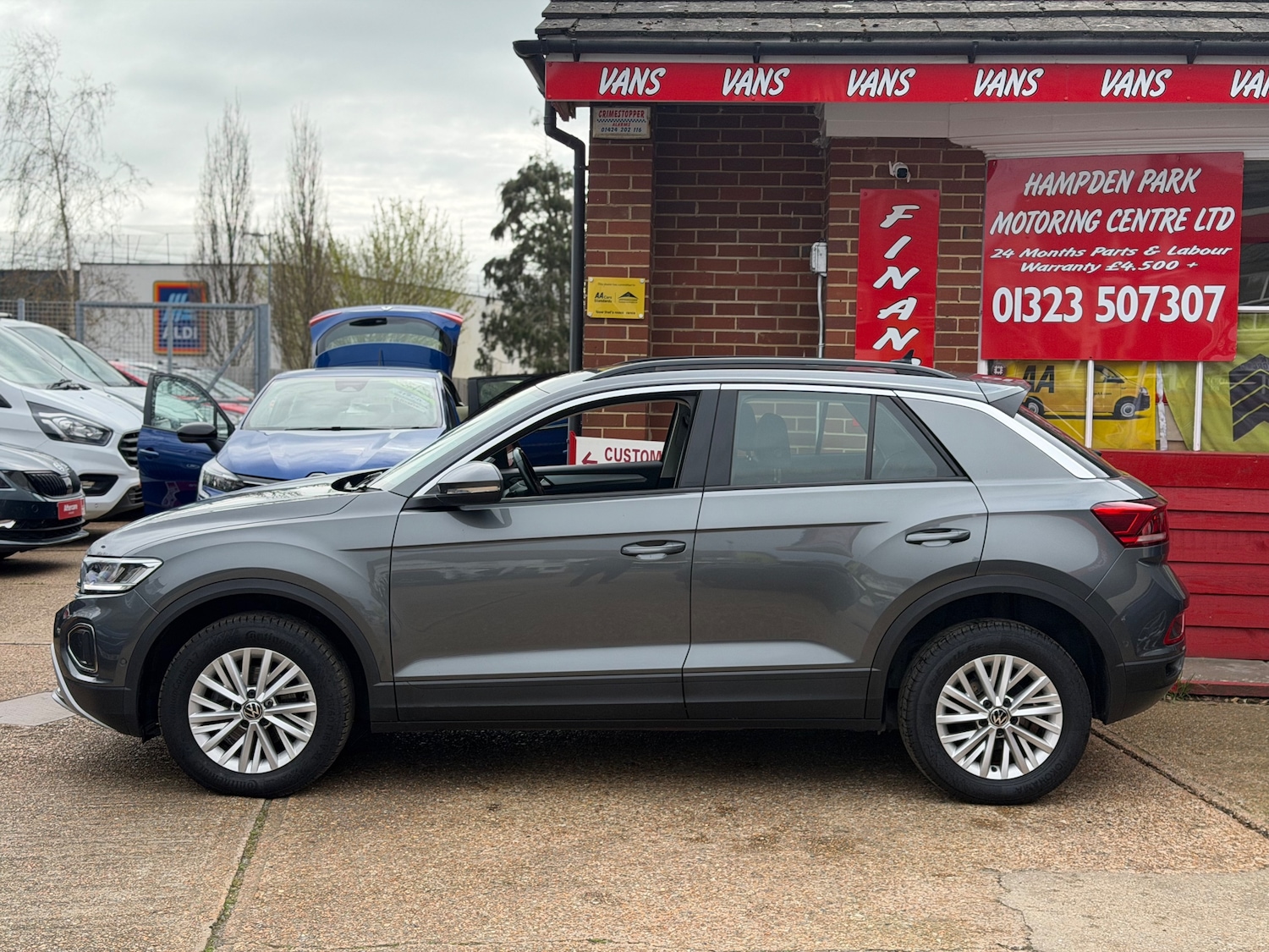 Used Volkswagen T-Roc 2022 for sale - 77650442: Photo 6