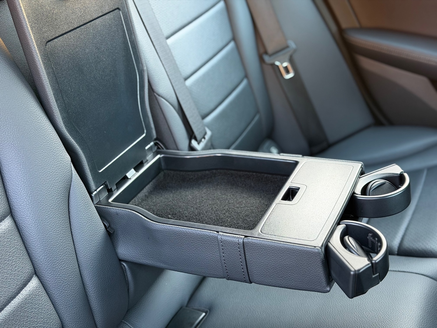 Used Mercedes-Benz C Class 2018 for sale - 76845407: Photo 16