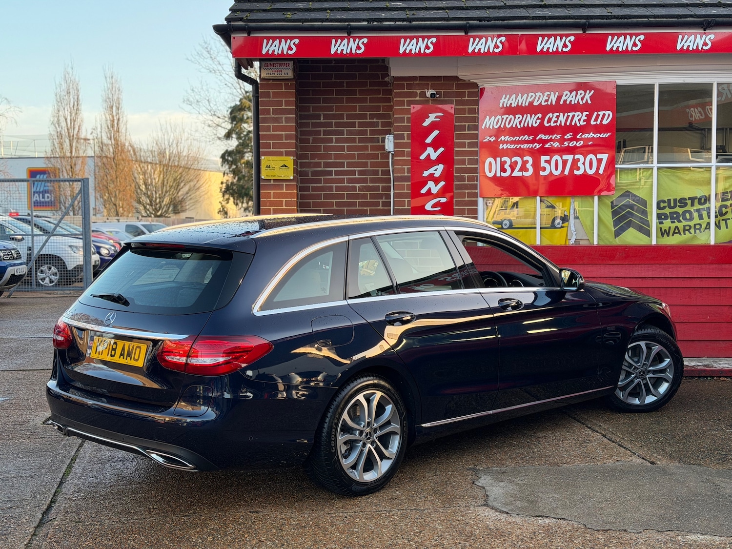 Used Mercedes-Benz C Class 2018 for sale - 76845407: Photo 3