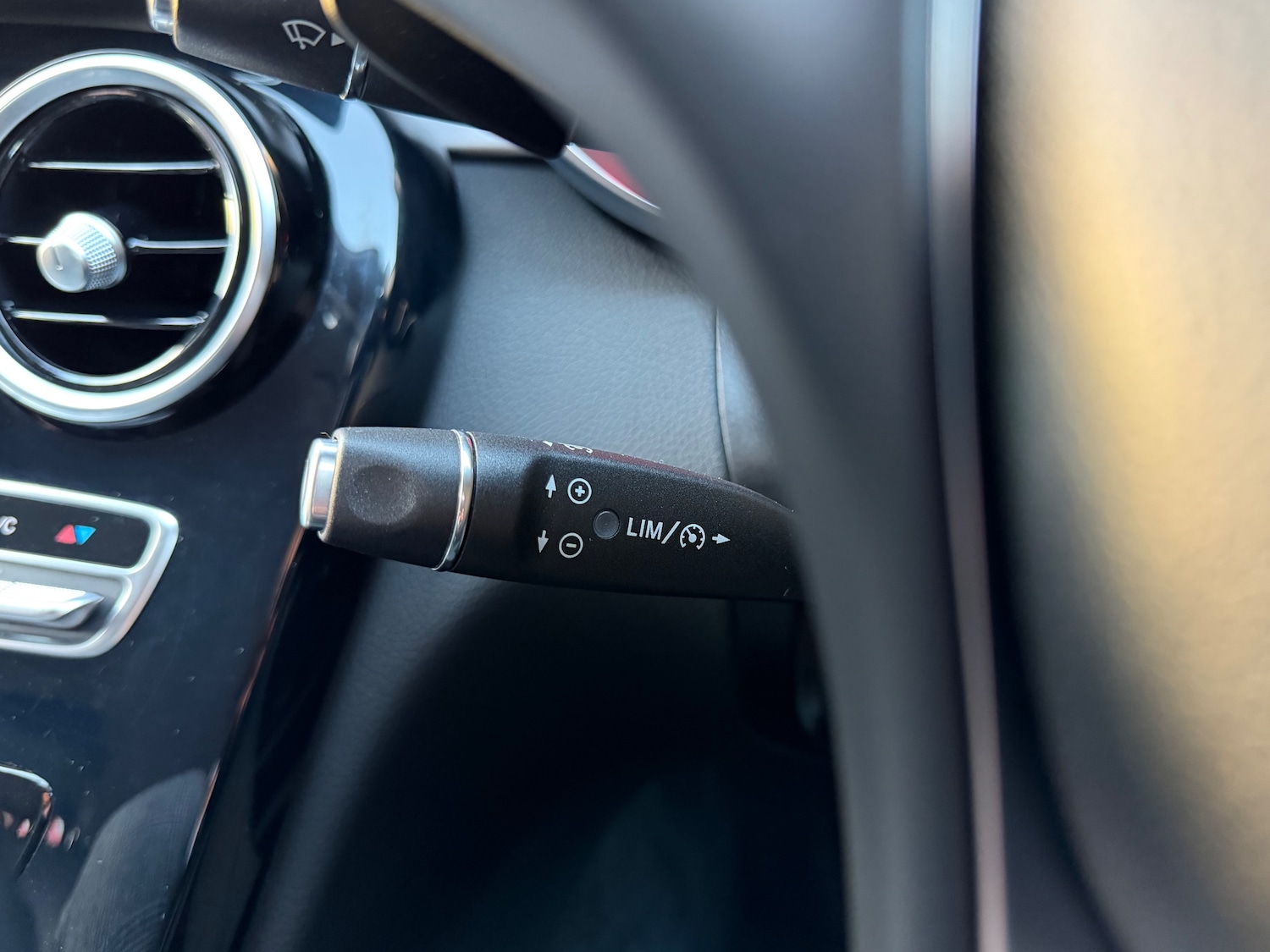 Used Mercedes-Benz C Class 2018 for sale - 76845407: Photo 30