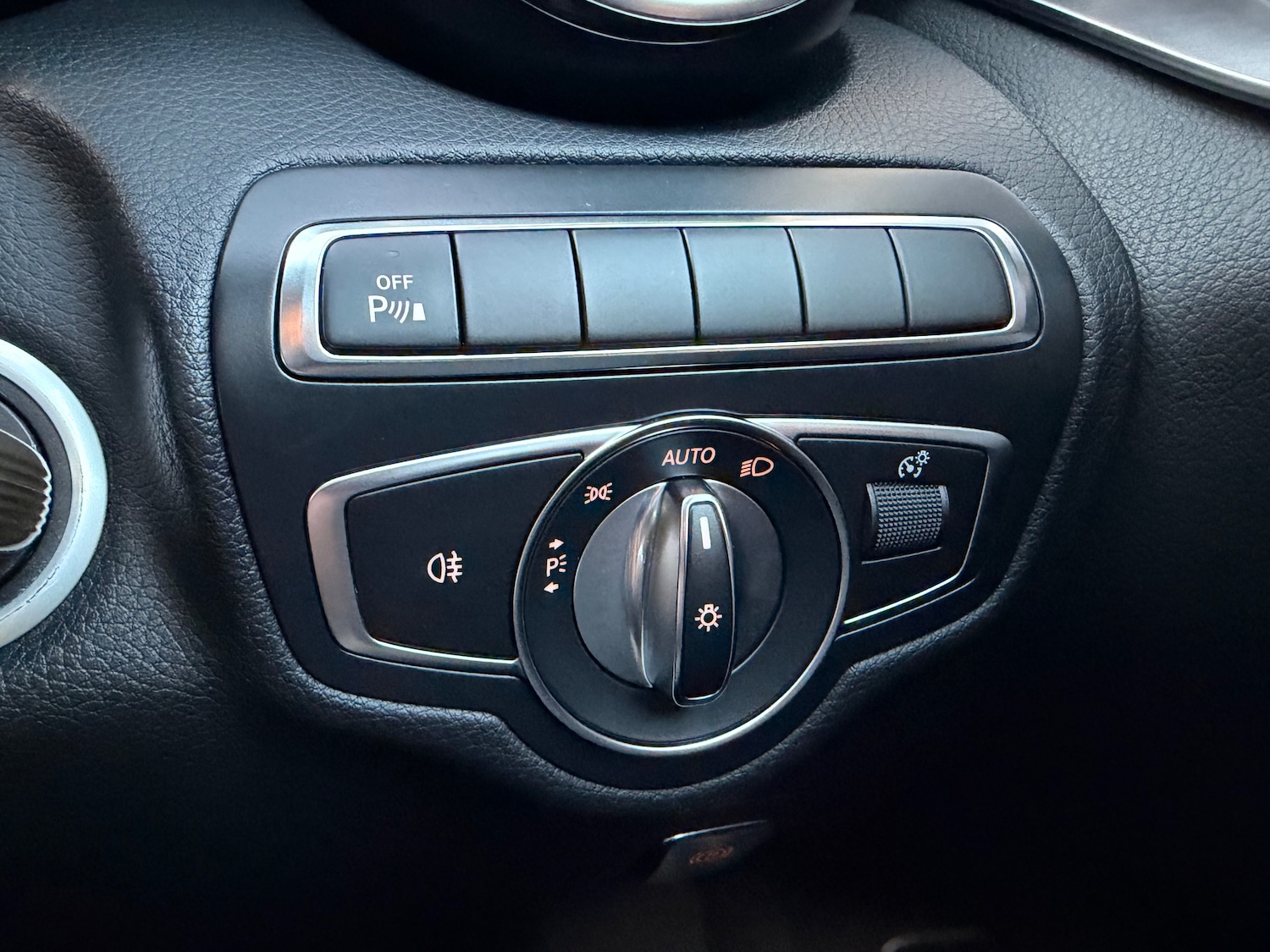 Used Mercedes-Benz C Class 2018 for sale - 76845407: Photo 32