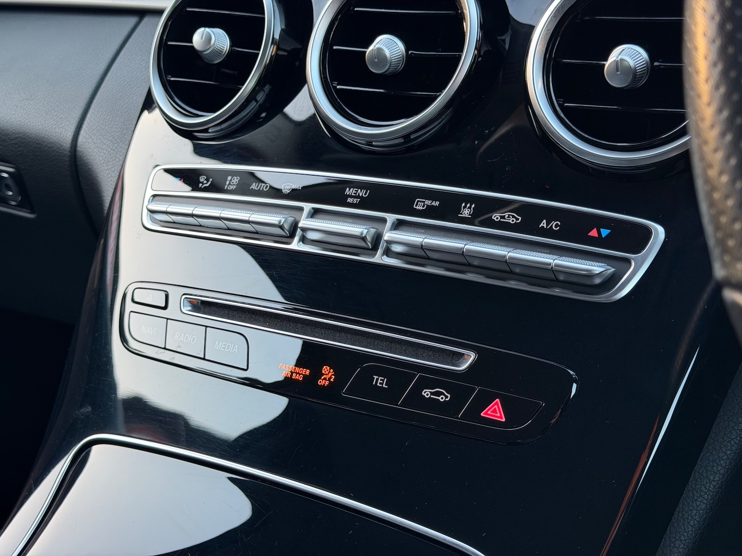 Used Mercedes-Benz C Class 2018 for sale - 76845407: Photo 47