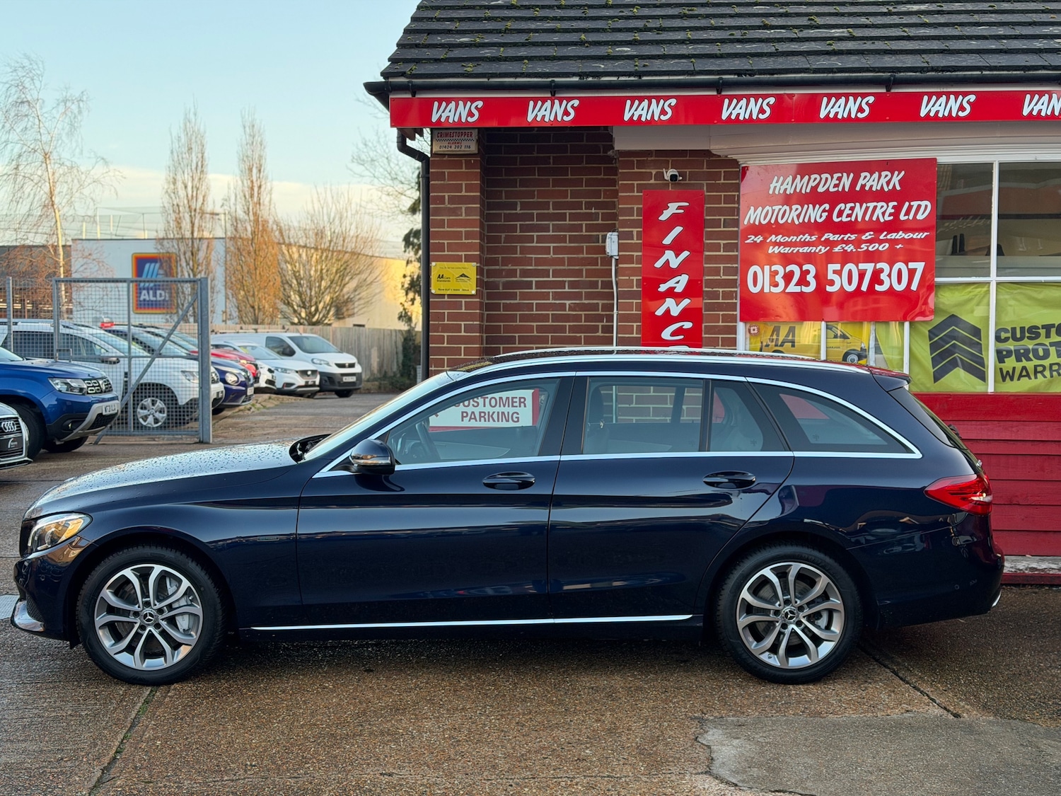 Used Mercedes-Benz C Class 2018 for sale - 76845407: Photo 6