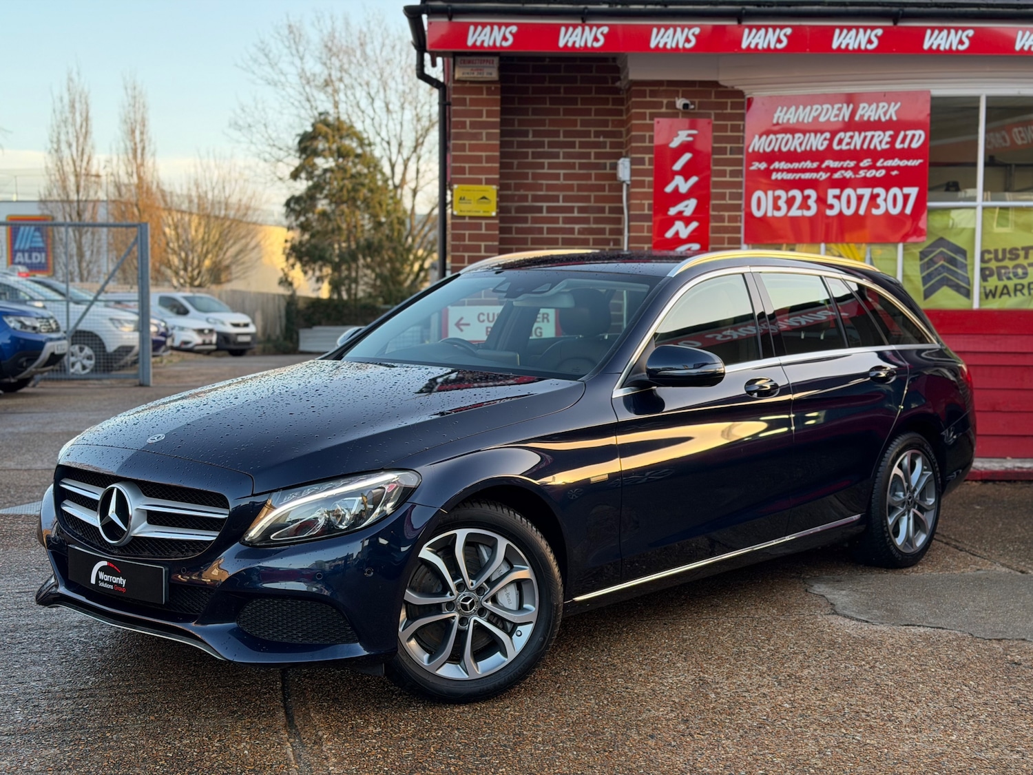 Used Mercedes-Benz C Class 2018 for sale - 76845407: Photo 7