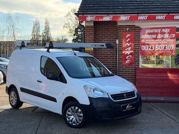 Used Peugeot Partner 2018 for sale - 76480803: Photo