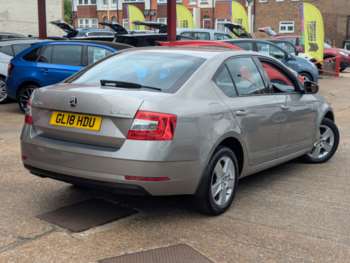 Used Skoda Octavia 2018 for sale - 74552784: Photo