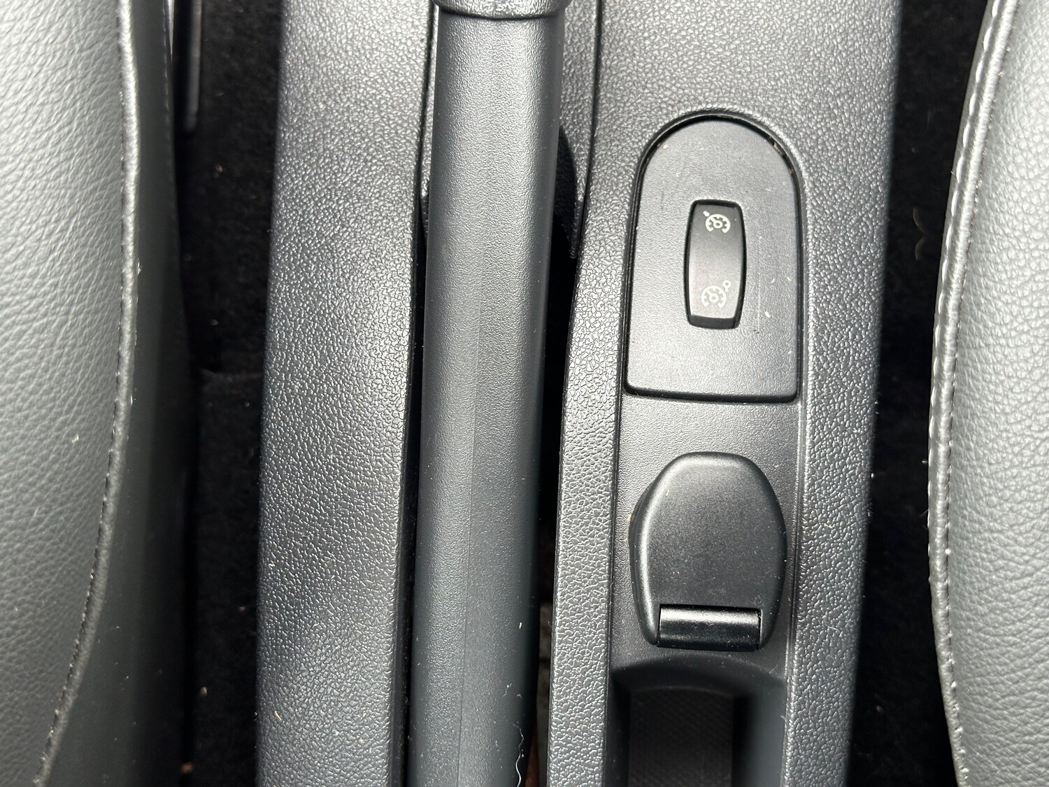 Used Renault Clio 2012 for sale - 75283567: Photo 33