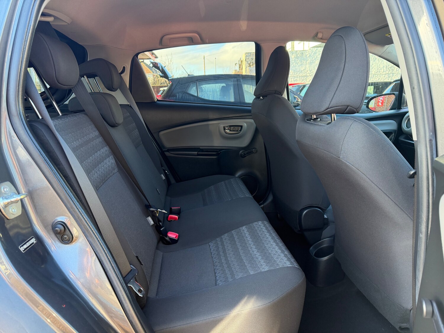 Used Toyota Yaris for sale - 77477089: Photo 10